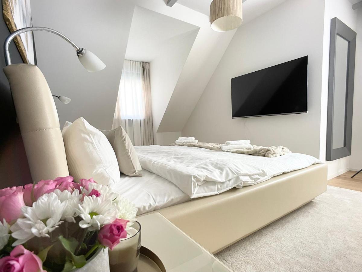 M-Style 04 Apartment Mit Balkon Und Gasgrill, 24H Self-Check-In, Free Parking, Netflix Нюрнберг Екстериор снимка