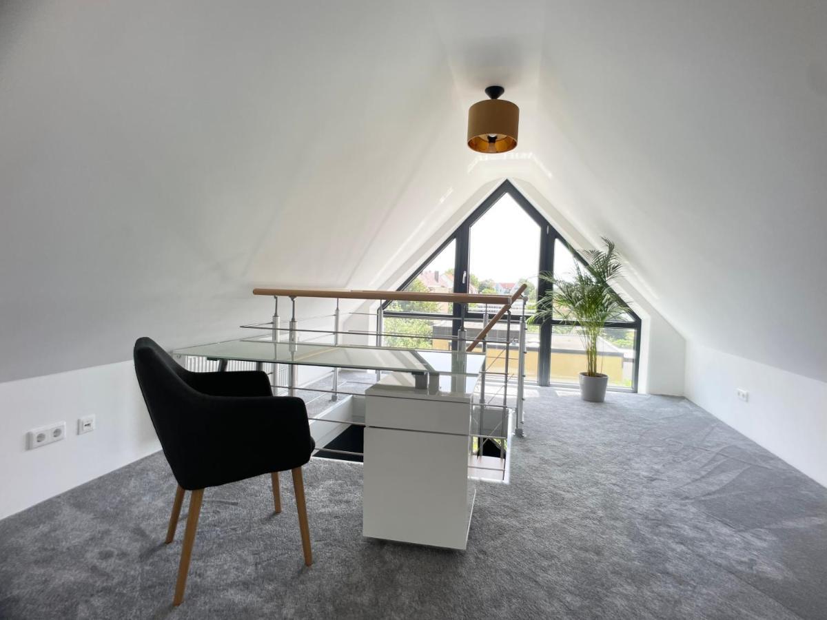 M-Style 04 Apartment Mit Balkon Und Gasgrill, 24H Self-Check-In, Free Parking, Netflix Нюрнберг Екстериор снимка